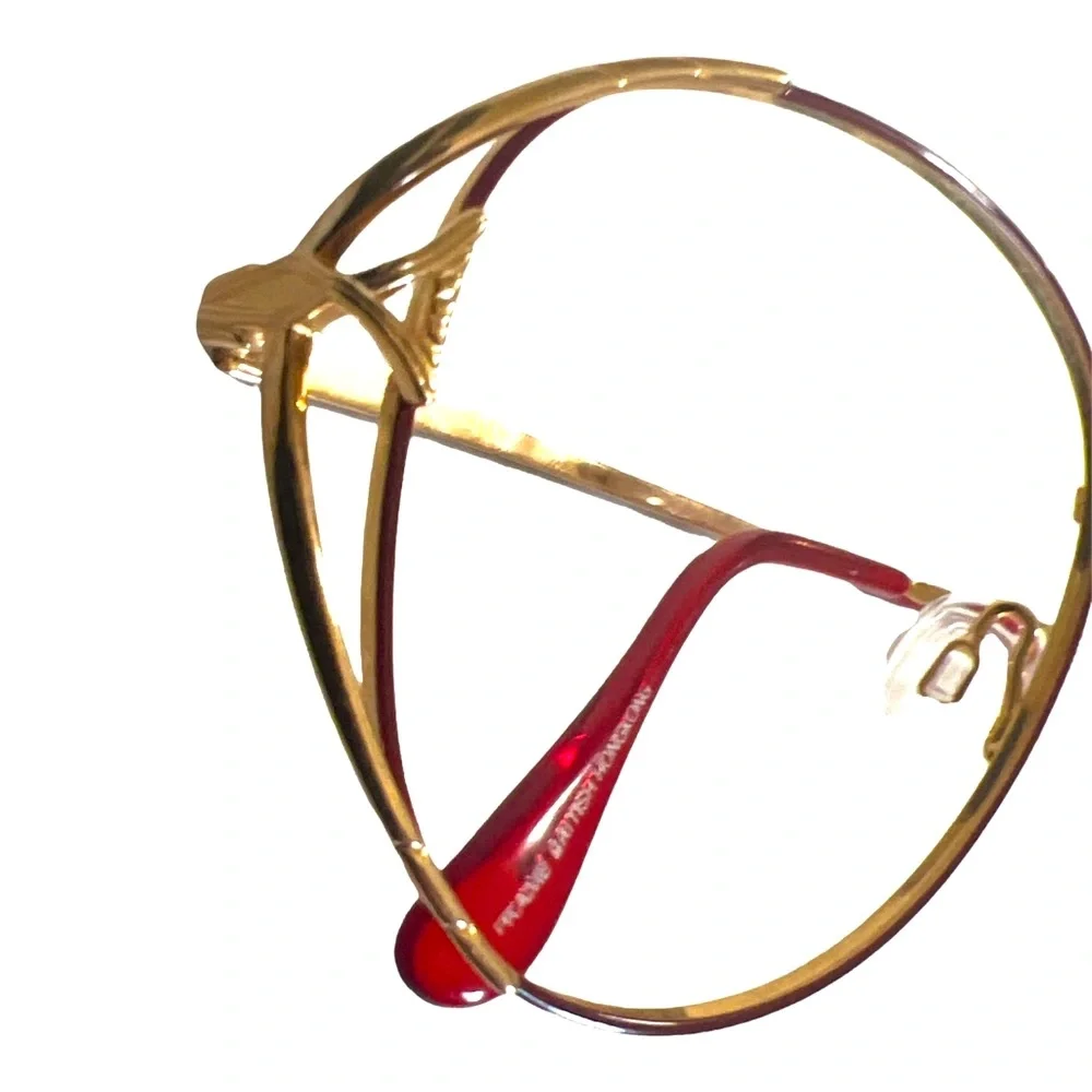 1980’s Gloria Vanderbilt Oversized Gold Eyeglasses, Red/Gold, Deadstock‎